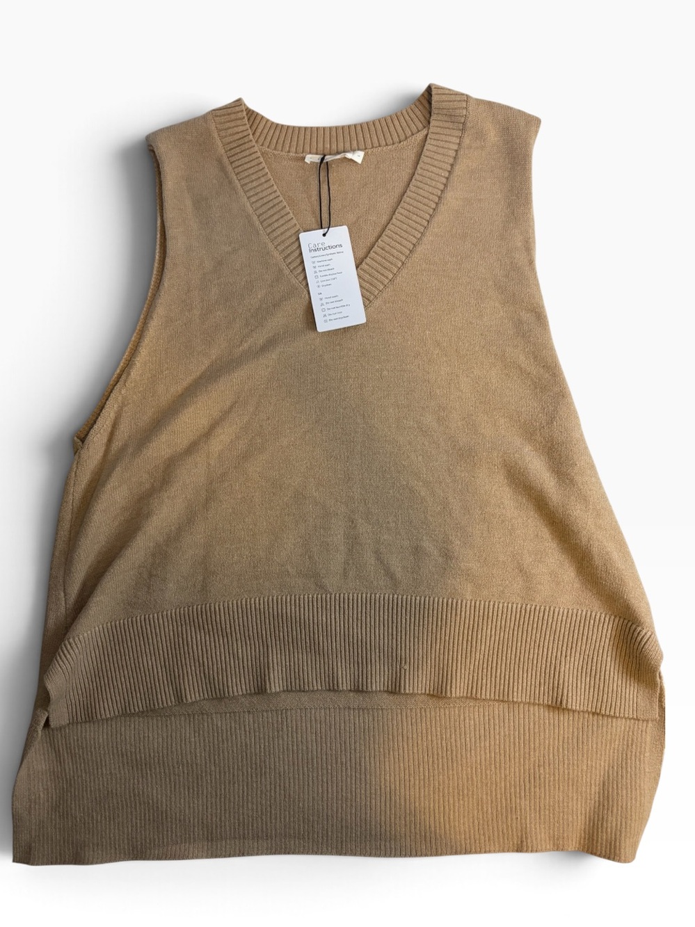 EXLURA Women’s Large Tan Oversized V Neck Knit Sweater Vest NWT